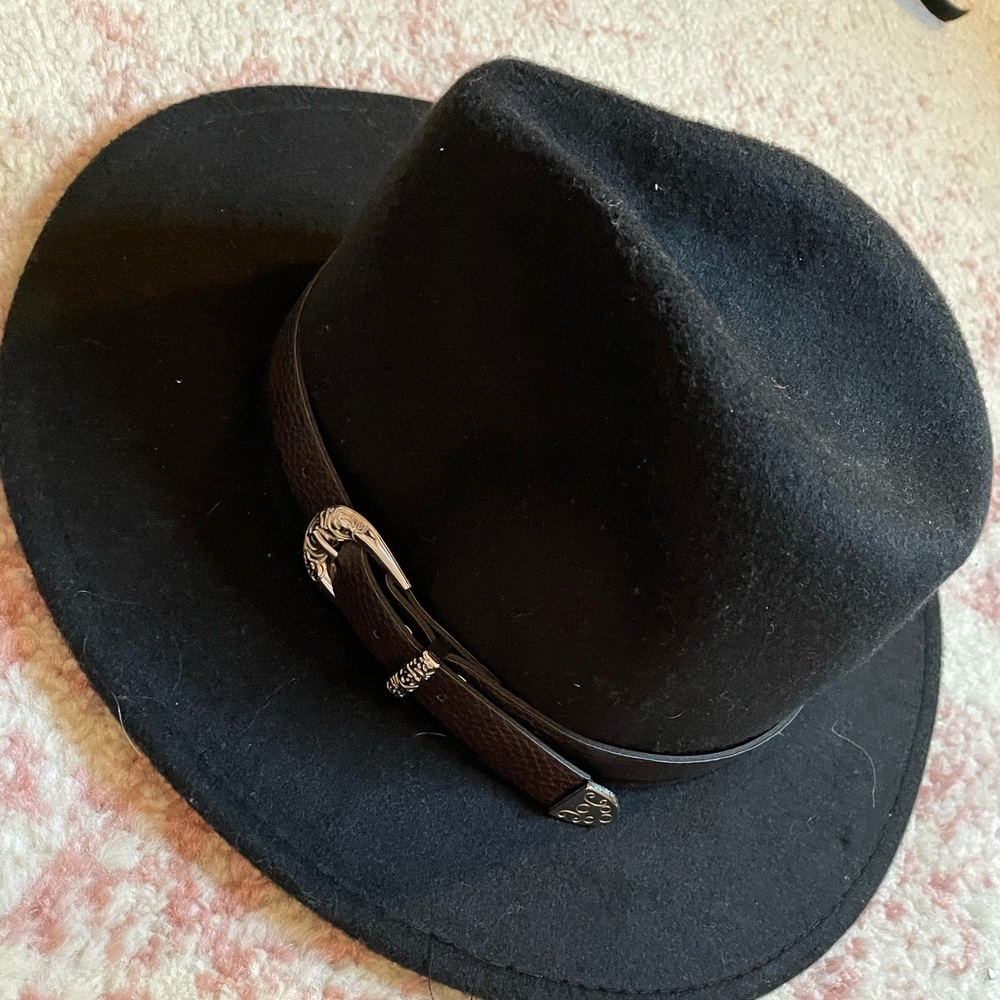 Black hat